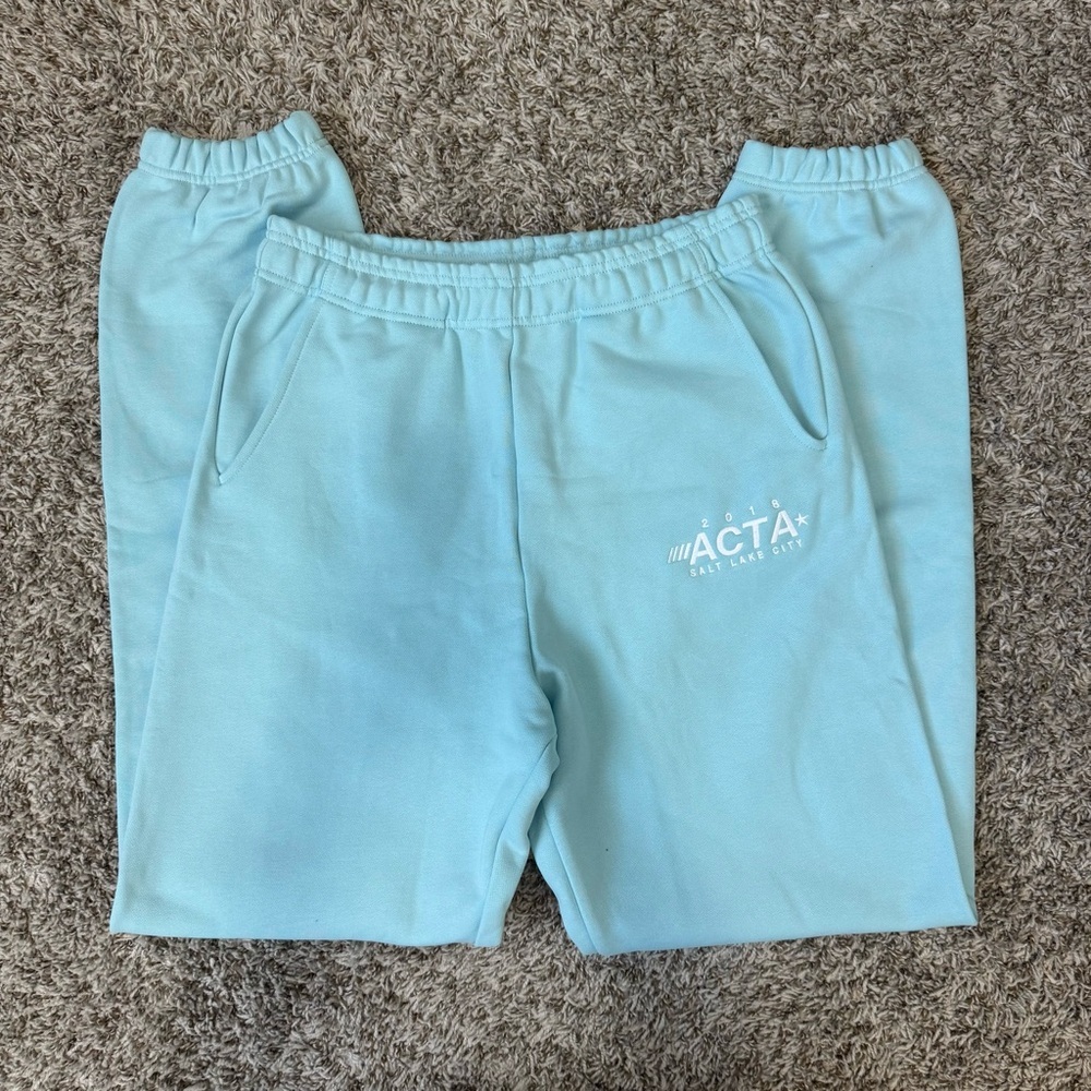 NWT Acta Sweatpants Light Blue SMALL